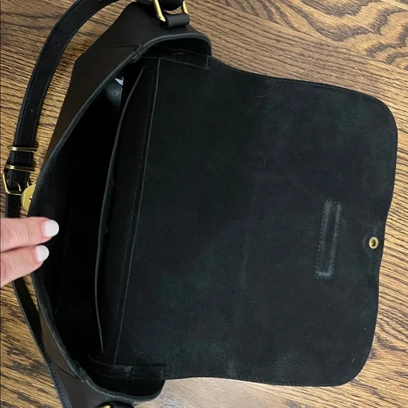 Madewell black leather shoulder bag. Adjustable strap - Picture 6 of 7